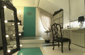 Интерьер комнаты для девочки-подростка с декоративной штукатуркой Miracle