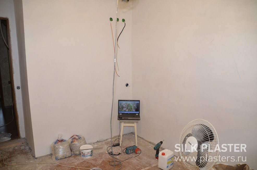 Promo_SILK_ PLASTER_2015_ 2.jpg Promo_SILK_ PLASTER_2015_ 2.jpg