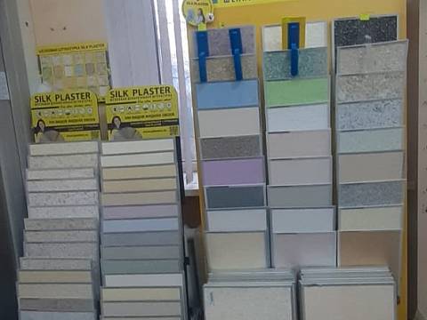 Официальный партнёр Silk Plaster на пересечении Богдана Хмельницкого и Маяковского
