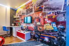 Жидкие обои в "Школе ремонта", серия "Автодетская" – фото 7