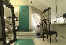 Интерьер комнаты для девочки-подростка с декоративной штукатуркой Miracle