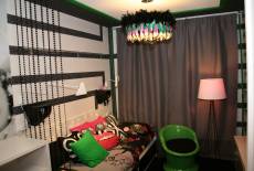 Школа ремонта на канале ТНТ | серия "Девичий Клуб" и снова жидкие обои – фото 8