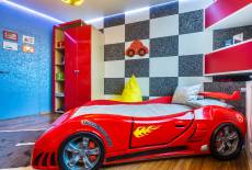 Жидкие обои в "Школе ремонта", серия "Автодетская" – фото 1