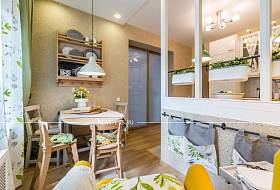 Кухня с видом на веранду — ремонт с жидкими обоями Silk Plaster